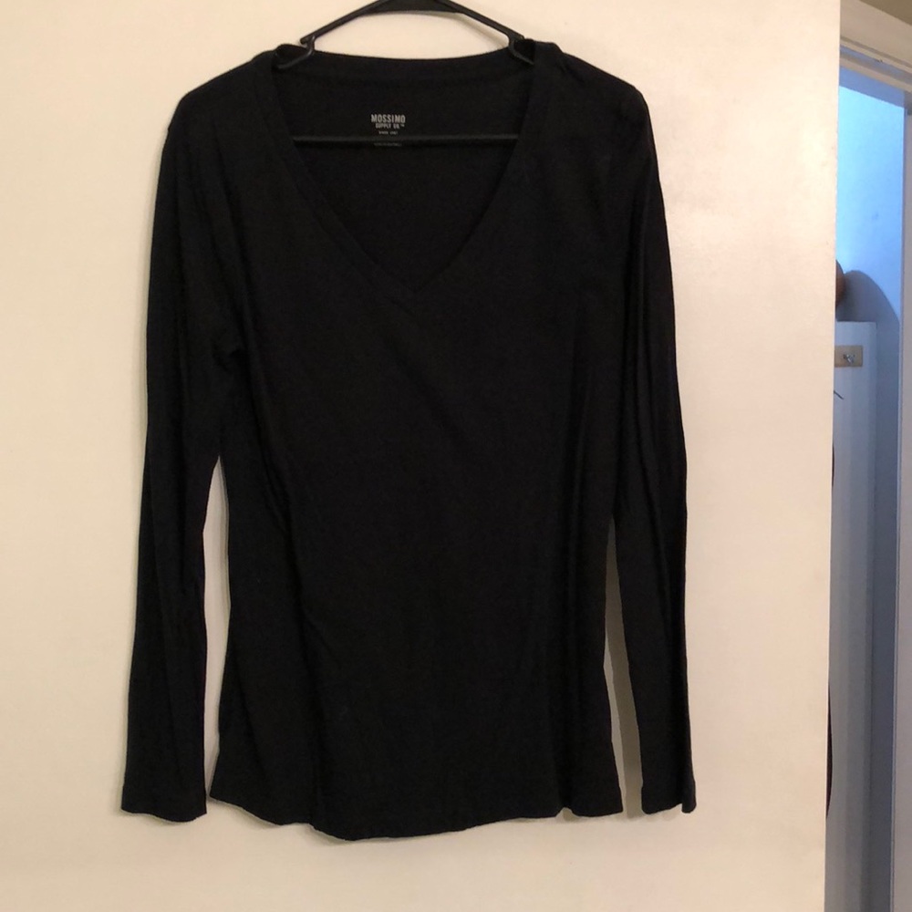 Long sleeve black shirt